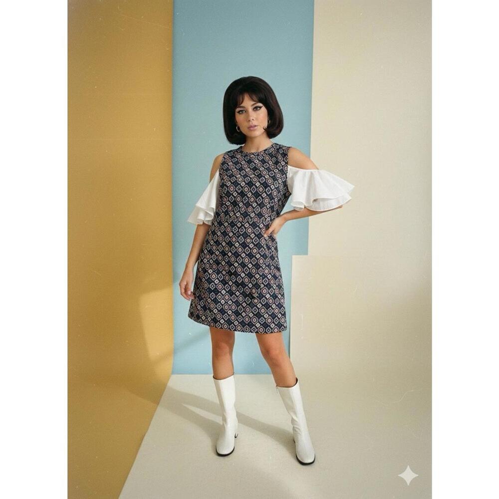 Sister Jane‎ Women’s M Textured Tapestry Vintage Floral Retro Pastel Mini Dress